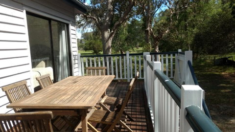Lake Weyba Noosa Lodge & Kangaroos - Accommodation Rockhampton 21