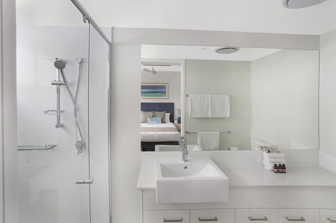 Direct Collective - Sea Breeze Mooloolaba - Accommodation Rockhampton 5