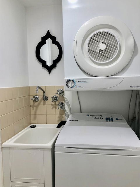 NOMAD - Luxe Apartment - Accommodation Rockhampton 40