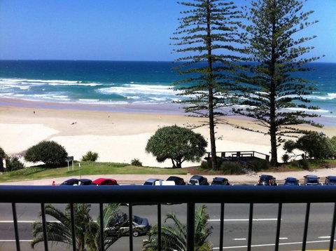 Coolum Caprice - Accommodation Rockhampton 28