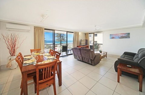 Coolum Caprice - Accommodation Rockhampton 7
