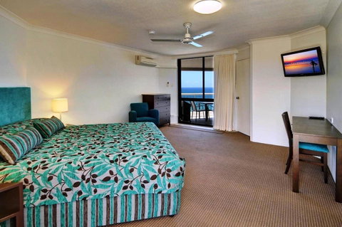 Coolum Caprice - Accommodation Rockhampton 21