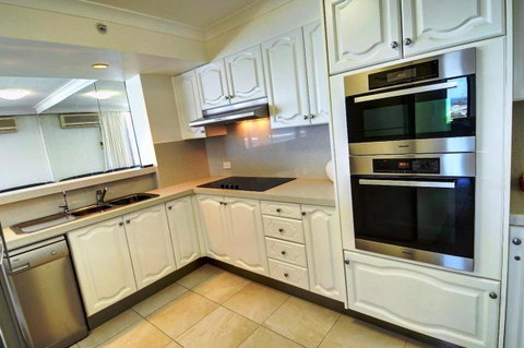 Coolum Caprice - Accommodation Rockhampton 31