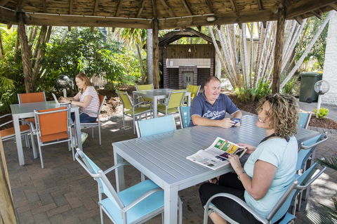 The Beach Motel Hervey Bay - Accommodation Rockhampton 11