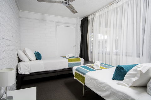 The Beach Motel Hervey Bay - Accommodation Rockhampton 30