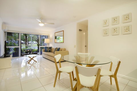 The White House Port Douglas - Accommodation Rockhampton 14