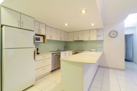 The White House Port Douglas - Accommodation Rockhampton 22