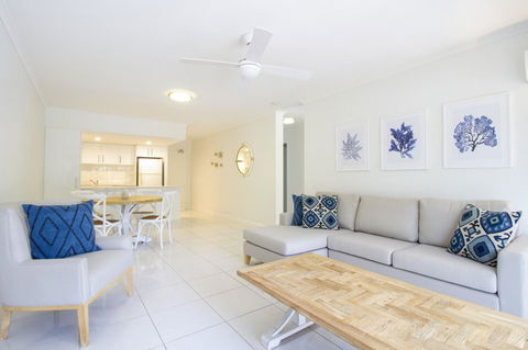 The White House Port Douglas - Accommodation Rockhampton 5