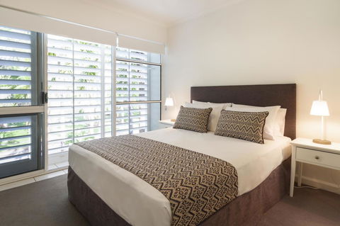 The White House Port Douglas - Accommodation Rockhampton 6
