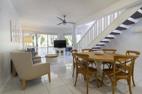 The White House Port Douglas - Accommodation Rockhampton 7