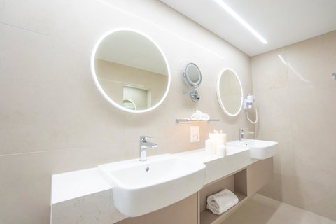 Pacific Hotel Cairns - Accommodation Rockhampton 24