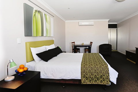 Drovers Motor Inn - Accommodation Rockhampton 9