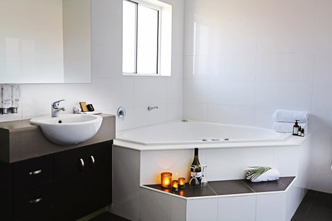 Drovers Motor Inn - Accommodation Rockhampton 16