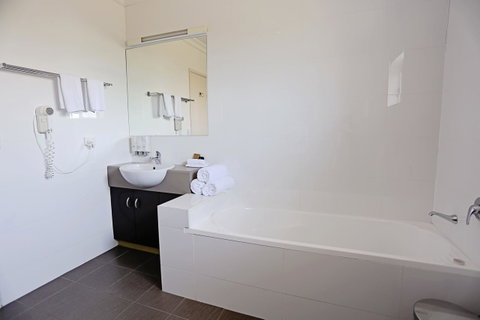 Drovers Motor Inn - Accommodation Rockhampton 12