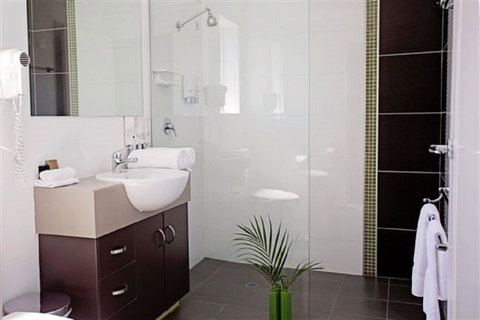 Drovers Motor Inn - Accommodation Rockhampton 5