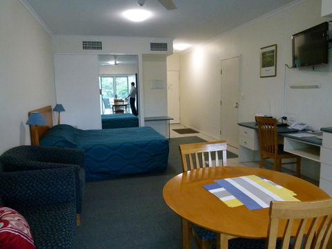 Madison Ocean Breeze Apartments - Accommodation Rockhampton 27