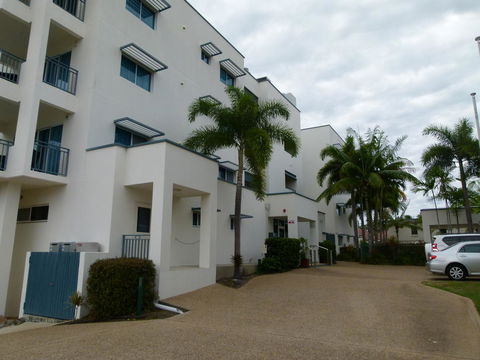 Madison Ocean Breeze Apartments - Accommodation Rockhampton 8