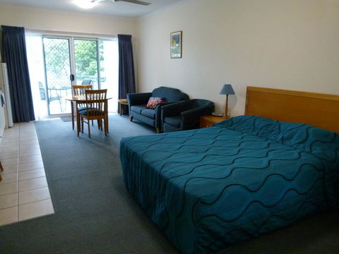 Madison Ocean Breeze Apartments - Accommodation Rockhampton 28