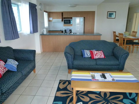 Madison Ocean Breeze Apartments - Accommodation Rockhampton 21