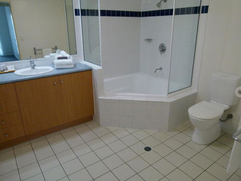 Madison Ocean Breeze Apartments - Accommodation Rockhampton 33
