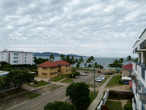 Madison Ocean Breeze Apartments - Accommodation Rockhampton 39