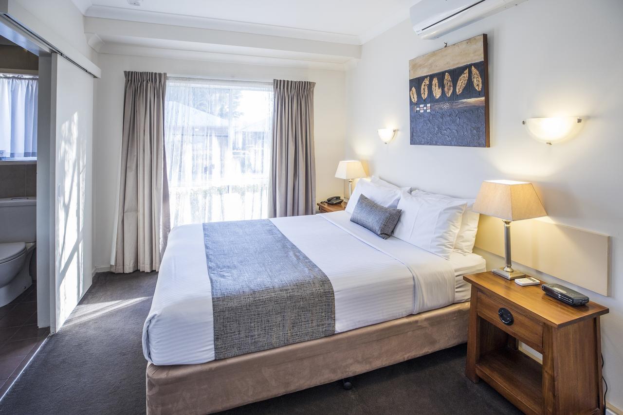 Emerald QLD Accommodation Rockhampton