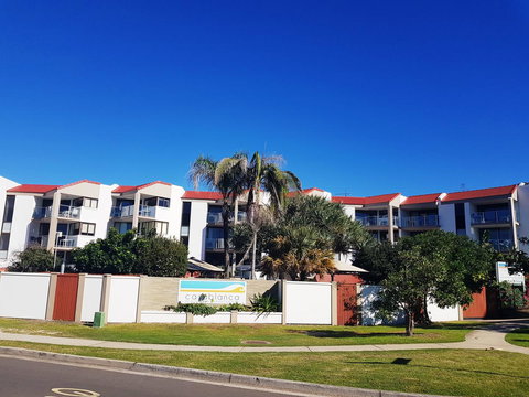 Casablanca Beachfront Apartments - Accommodation Rockhampton 7