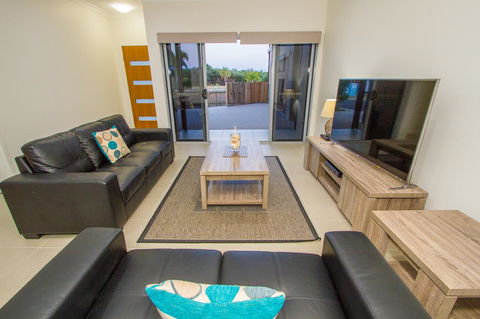 Agnes Sails - Accommodation Rockhampton 7