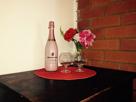 XYL Pets Friendly Seaside Boutique Guesthouse - Accommodation Rockhampton 3