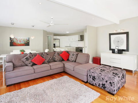 Beach House On Tradewinds Avenue - Accommodation Rockhampton 3