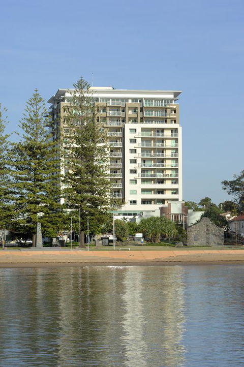 Proximity Waterfront Apartments - Accommodation Rockhampton 24
