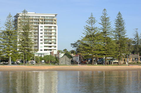 Proximity Waterfront Apartments - Accommodation Rockhampton 37