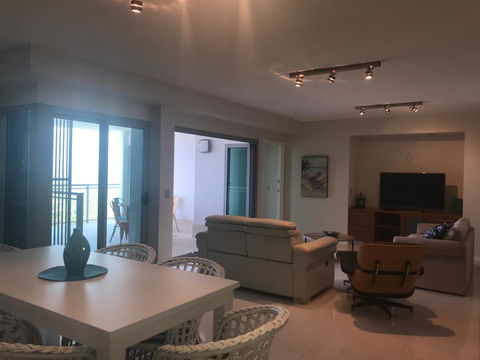 Proximity Waterfront Apartments - Accommodation Rockhampton 6