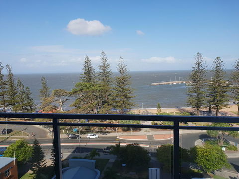 Proximity Waterfront Apartments - Accommodation Rockhampton 2