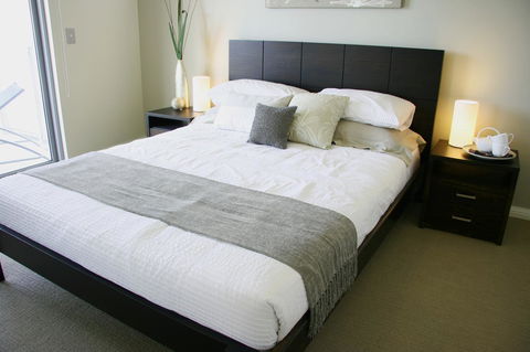 Proximity Waterfront Apartments - Accommodation Rockhampton 36