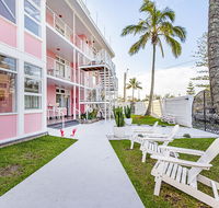 The Pink Hotel Coolangatta - Accommodation Rockhampton