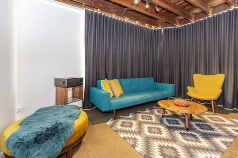 The Pink Hotel Coolangatta - Accommodation Rockhampton 21