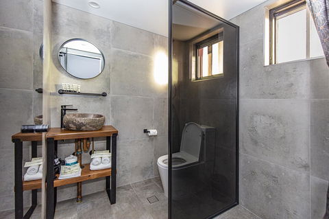 The Pink Hotel Coolangatta - Accommodation Rockhampton 14