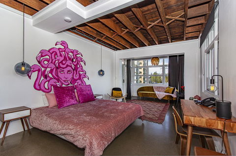 The Pink Hotel Coolangatta - Accommodation Rockhampton 33