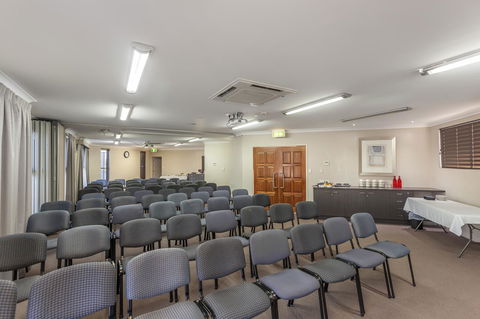 Platinum International - Accommodation Rockhampton 38