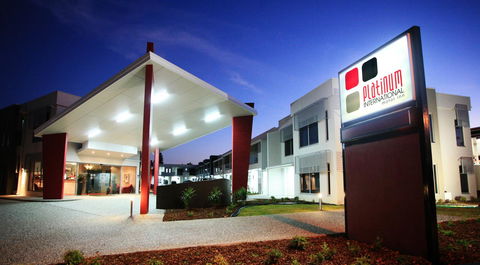 Platinum International - Accommodation Rockhampton 0