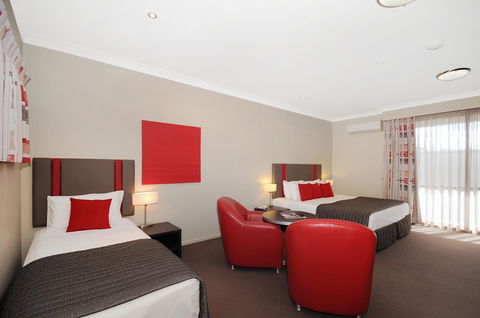 Platinum International - Accommodation Rockhampton 8