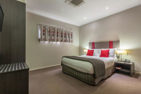 Platinum International - Accommodation Rockhampton 3