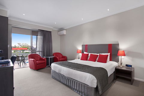 Platinum International - Accommodation Rockhampton 14