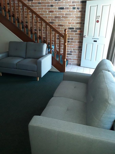 Country Gardens Motor Inn - Accommodation Rockhampton 4