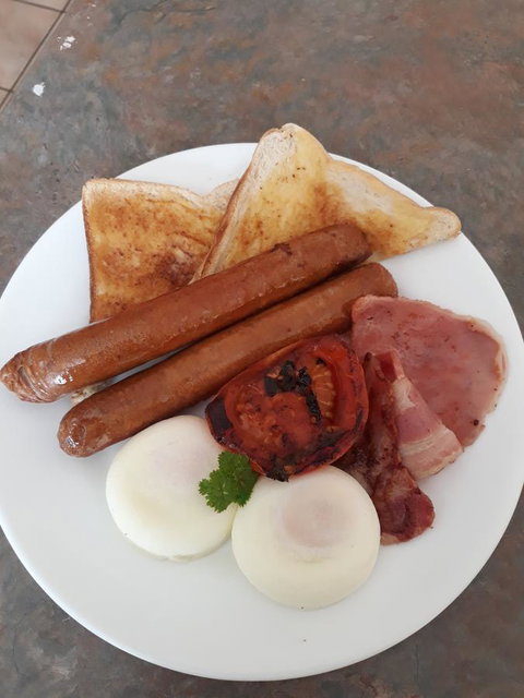 Country Gardens Motor Inn - Accommodation Rockhampton 7