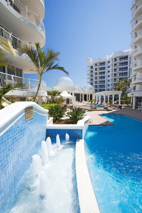 The Phoenician Resort - Accommodation Rockhampton 9