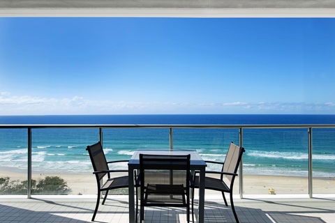 ULTIQA Air On Broadbeach - Accommodation Rockhampton 11