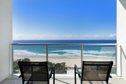 ULTIQA Air On Broadbeach - Accommodation Rockhampton 12