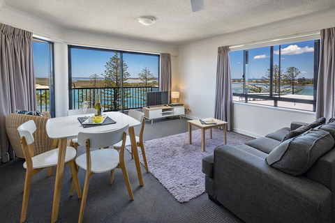 Belaire Place Motel Apartments - Accommodation Rockhampton 8